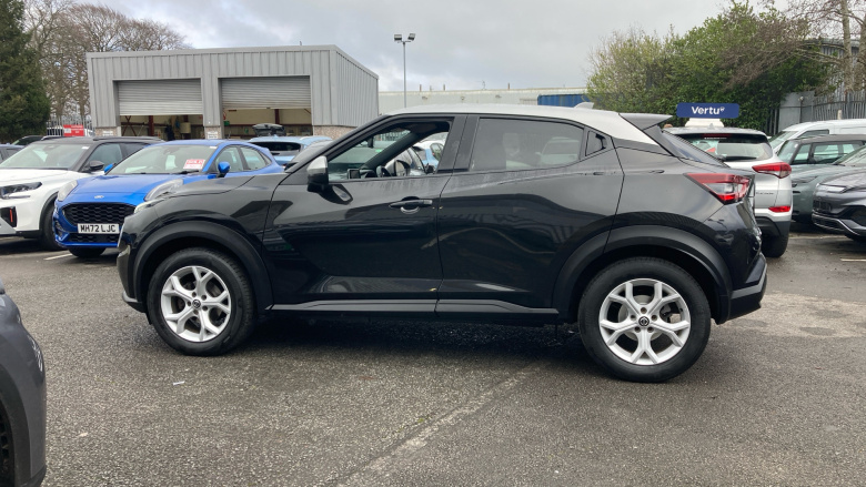 Nissan Juke 1.0 DiG-T 114 N-Connecta 5dr DCT Petrol Hatchback